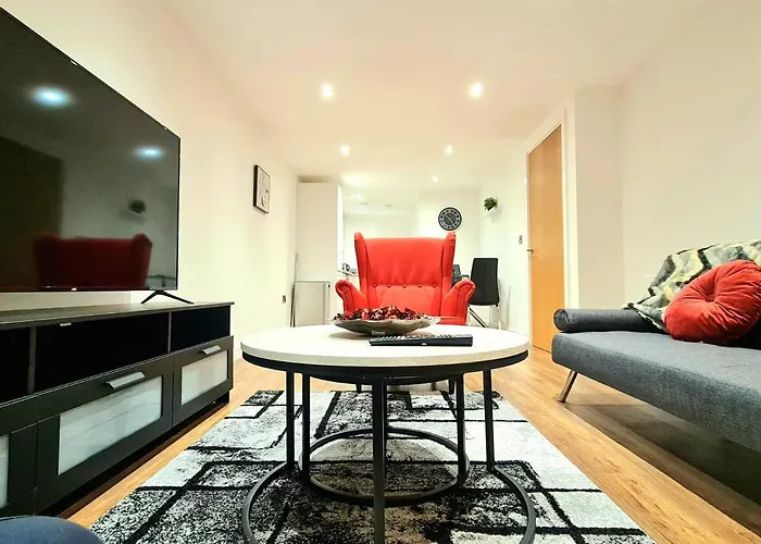 1-Bedroom Aprt In Salford- Freeparking- Sleeps3